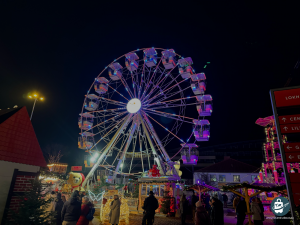 Riesenrad auf dem Weihnachtsmarkt “Winterworld” an der Motorworld in München