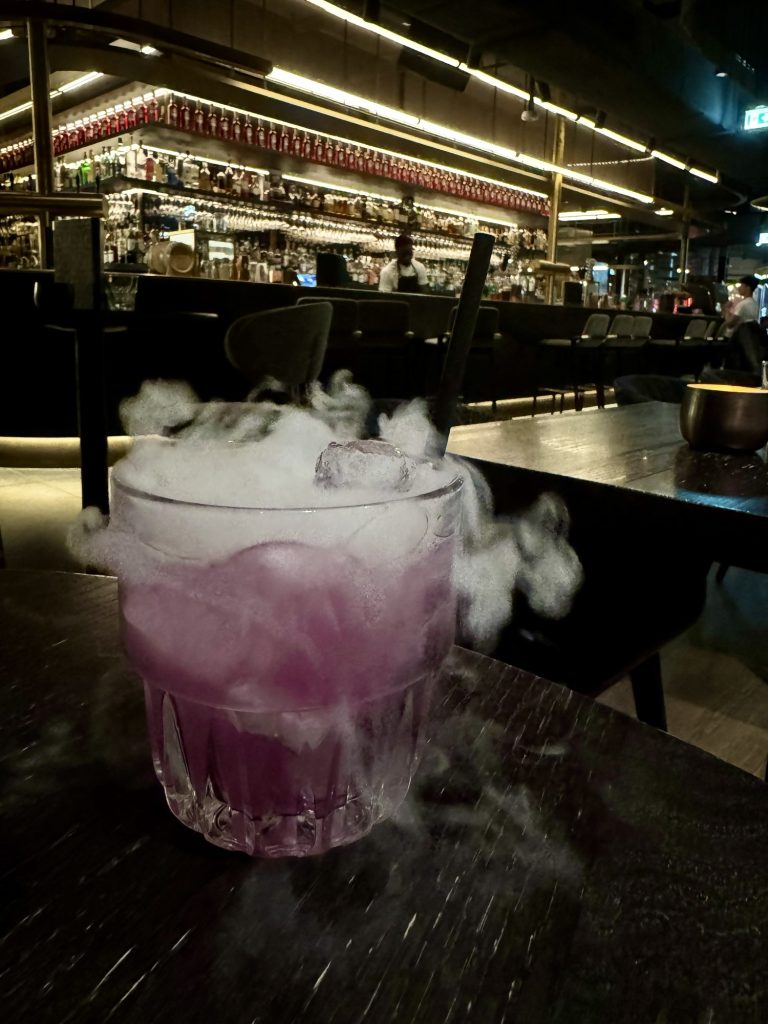 The Color Changing One - Step 2 The Alchemist Berlin