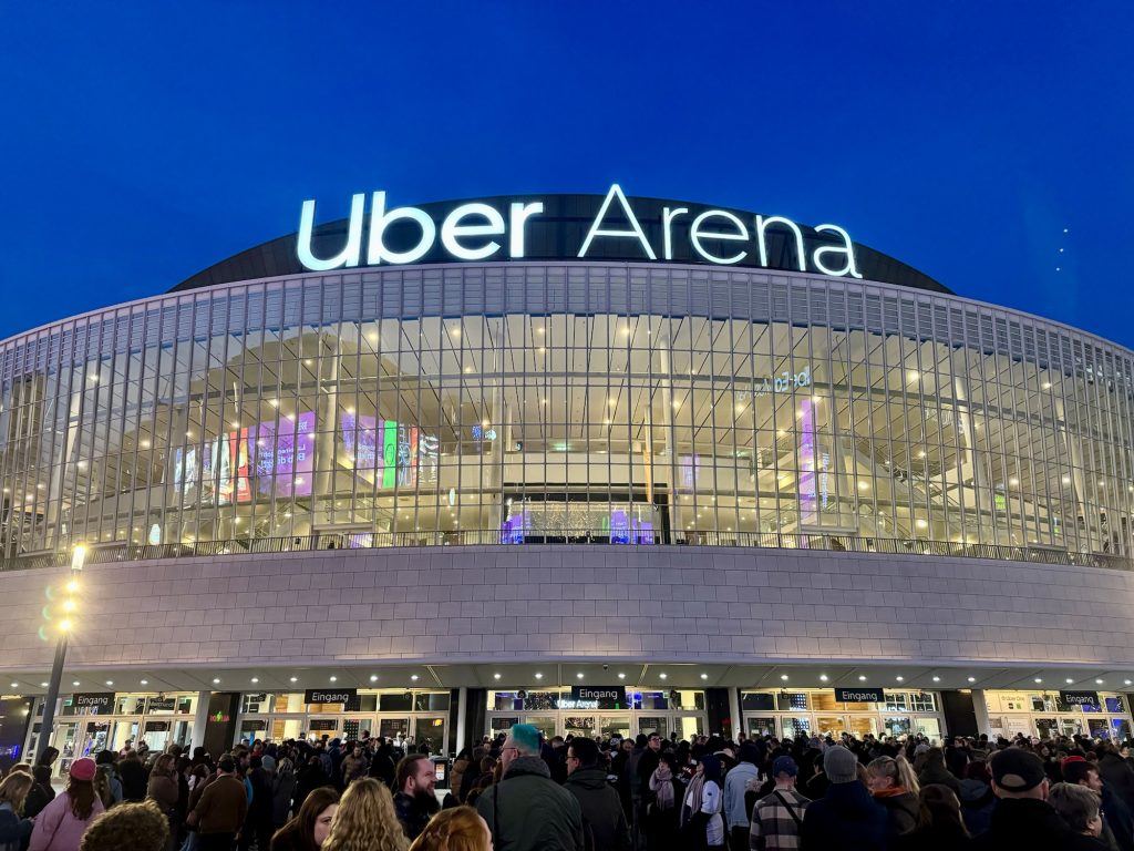 Haupteingang Uber Arena Berlin