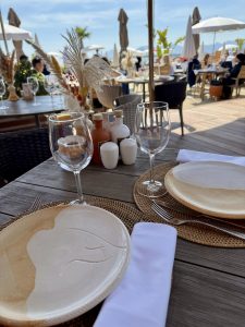 Tischgedeck im Mademoiselle Gray in Cannes